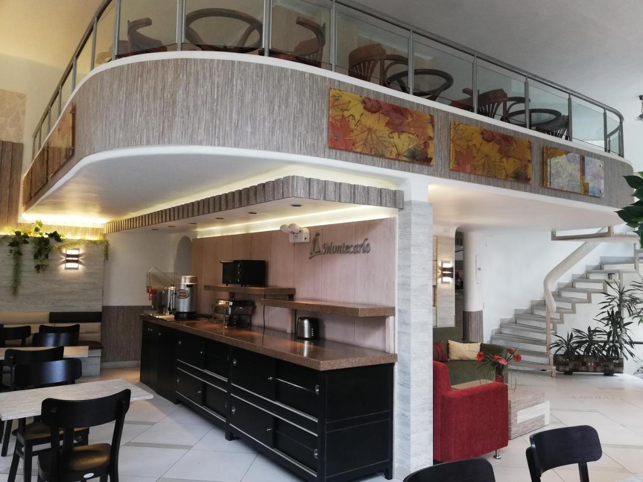 Hotel Montecarlo ซานติอาโก ภายนอก รูปภาพ